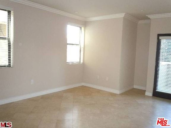 5th image of 12104 Hoffman St APT 405