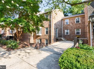 3934 Chesterwood Dr #3934, Silver Spring, MD