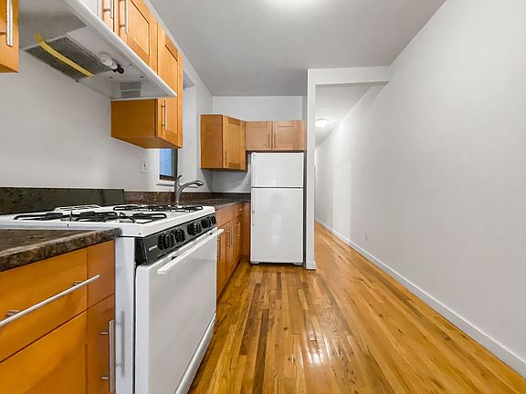 5th image of 315 W 116th St APT 3B