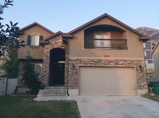 10386 N Bayhill Dr, Cedar Hills, UT 84062