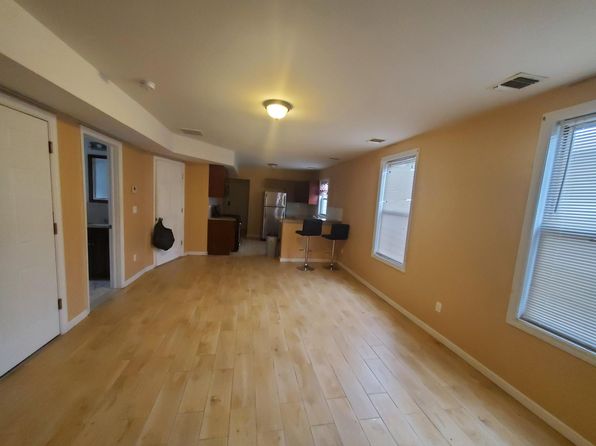 81 Summer Ave #3