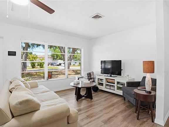 4th image of 73 SAINT LUCIE AVENUE