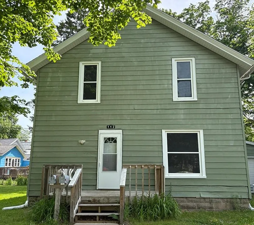 112 N Clinton St #B