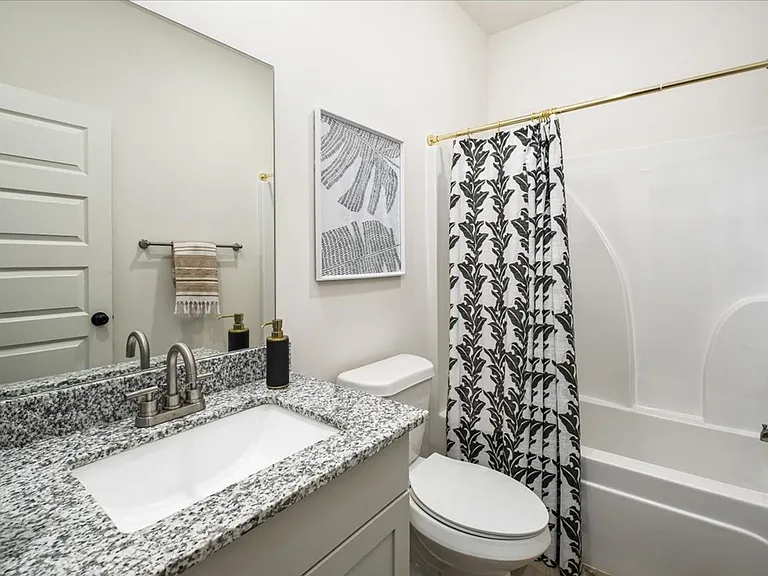 St. Andrews Luxury Apartments — Photo 42