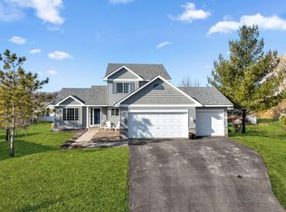 2578 Schumacher Ct, Mayer, MN 55360