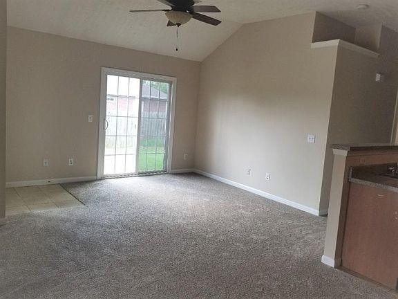 2nd image of 528 Rose Cottage Cir