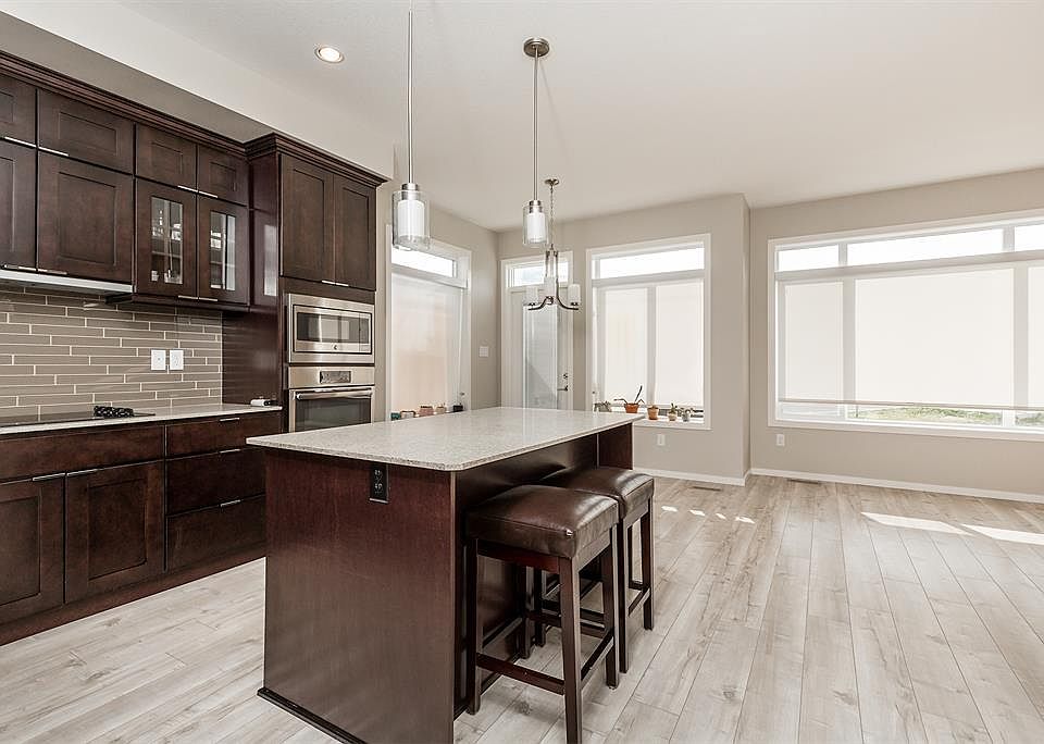 426 E Highlands Blvd W Lethbridge, AB, T1J5K5 Apartments for Rent