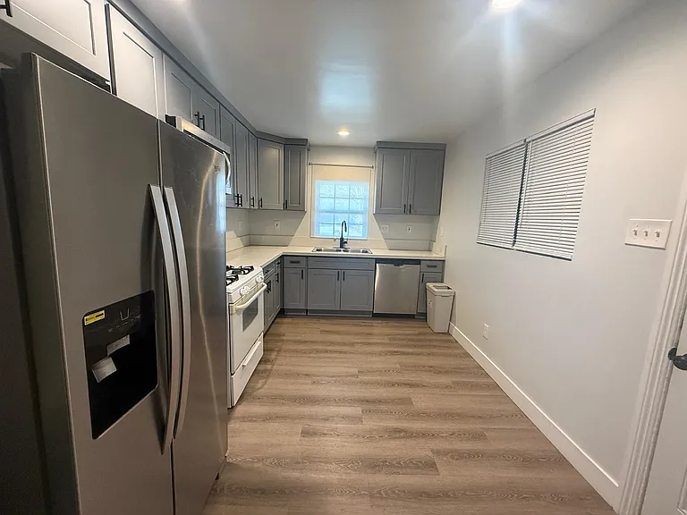 1723 S Perkins Rd — Photo 23