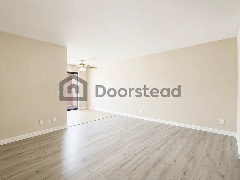 3104 Jaguar Way #B — Photo 7