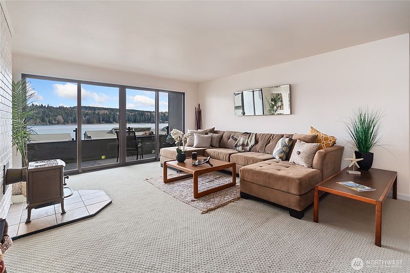 3rd image of 60 Hood Way NW #37