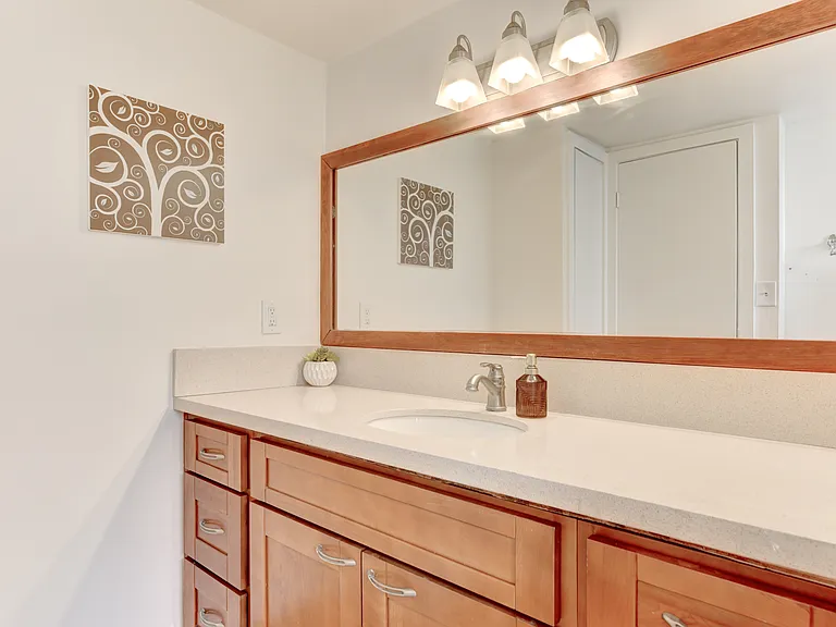 2355 Ala Wai Blvd #508 — Photo 13