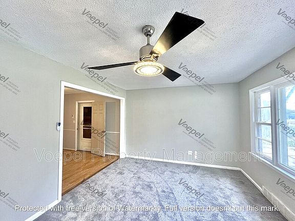5th image of 7007 E 104th St