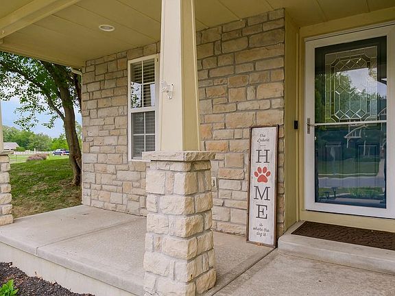 3rd image of 4301 Ironwood Dr