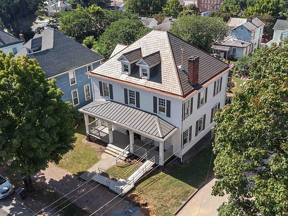 4th image of 1101 Fillmore St