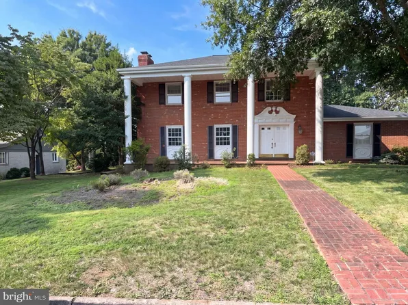 507 Willoughby Ln, Staunton, VA 24401