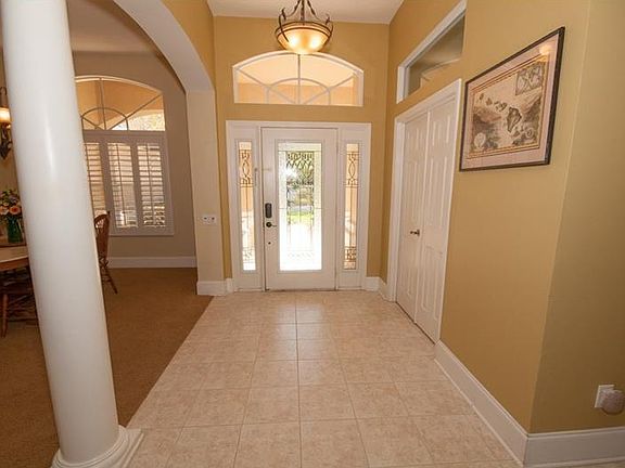3rd image of 625 Caledonia Pl