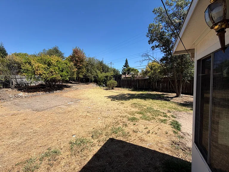 6446 Belgrove Way — Photo 19