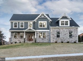 2313 Adin Ln, Chambersburg, PA