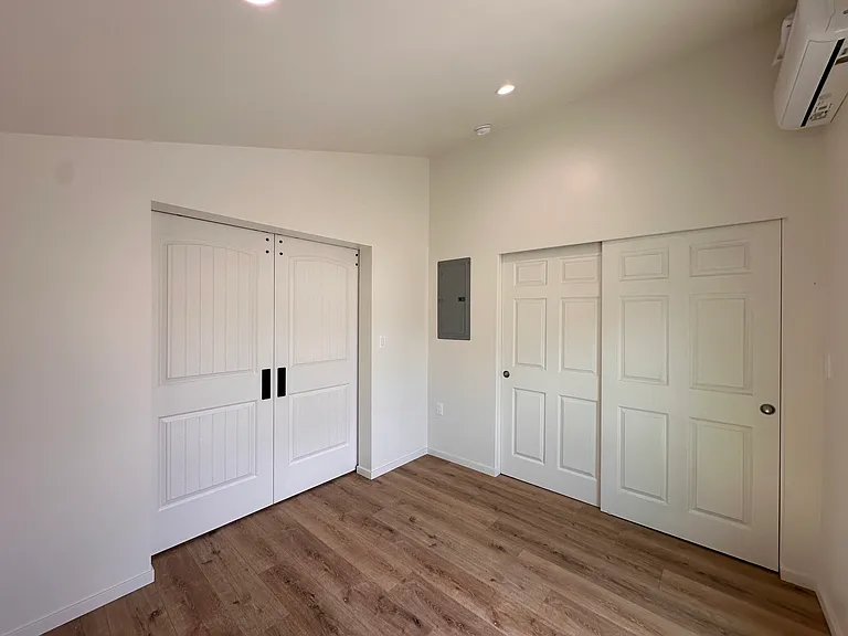 250 Ford Ave #1 — Photo 5