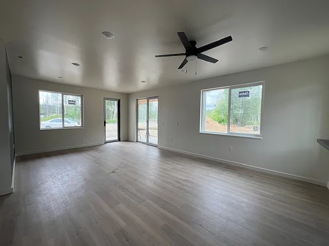 1881 W Lake Lucille Dr #1 — Photo 2