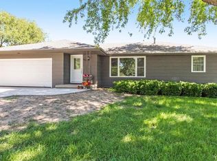 6815 NW 6th Dr, Des Moines, IA 50313