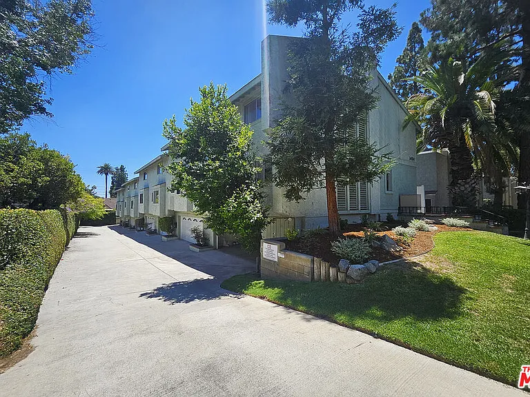 1454 E Orange Grove Blvd #1 — Photo 38