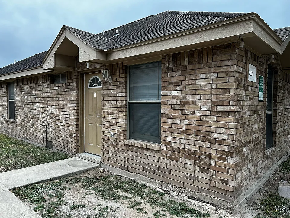 2321 Moonlight Ln #1