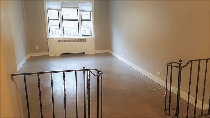 Rented by Bruma Realty LLC | media 25