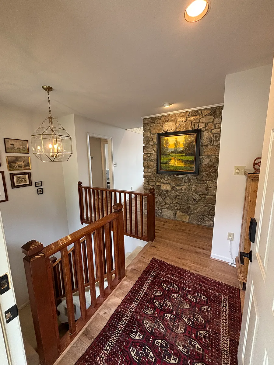 Building Photo - 237 Laurel Hill Ln