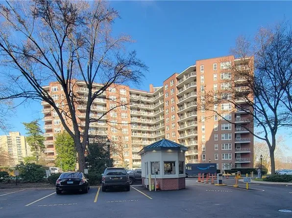 91 Strawberry Hill Avenue #225, Stamford, CT 06902