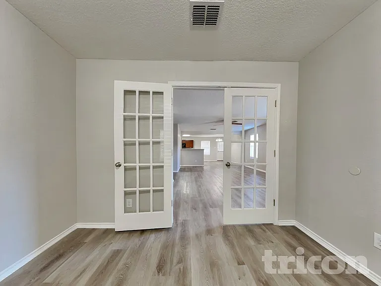 16247 Kentucky Rdg — Photo 14