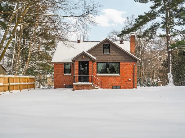356 Huron St, Traverse City, MI 49686