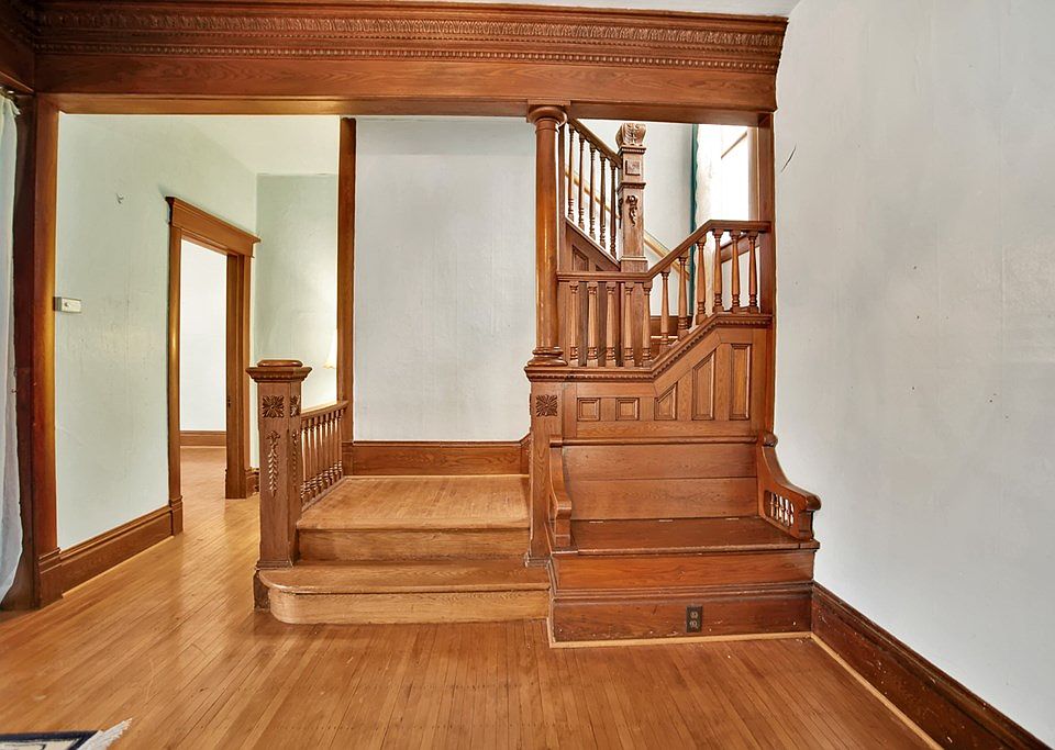 12th image of 15 Germania St