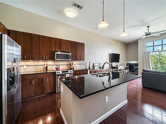 2nd image of 711 Cosmopolitan Dr NE Unit 429