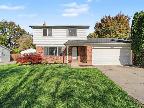 7833 Ramblewood St, Ypsilanti, MI 48197