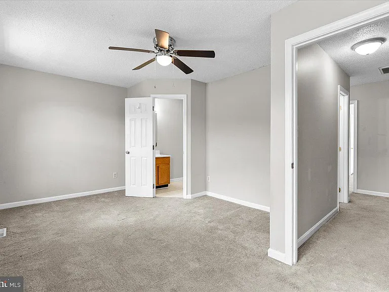 229 Sherando Cir — Photo 23