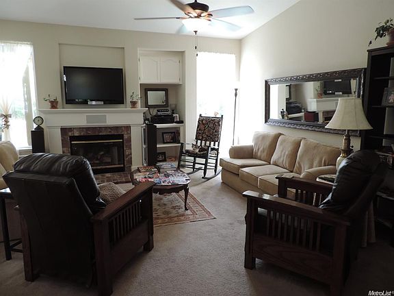 2nd image of 2636 Ponderosa Dr
