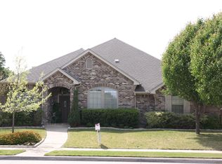 8413 Brandonwood Dr, North Richland Hills, TX 76182