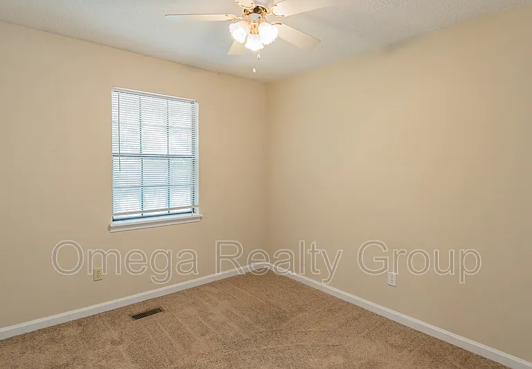 2364 Grayson Valley Cir — Photo 29