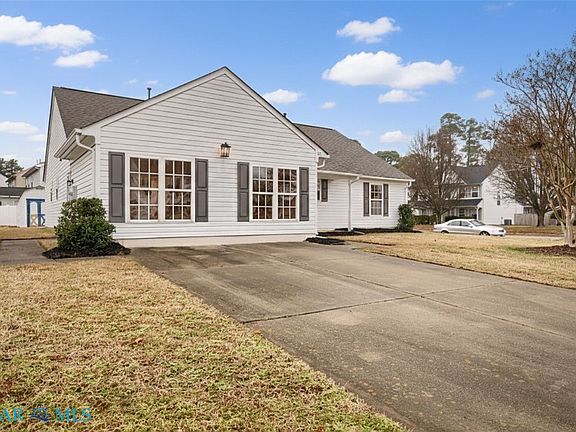 2nd image of 82 Red Robin Tpke