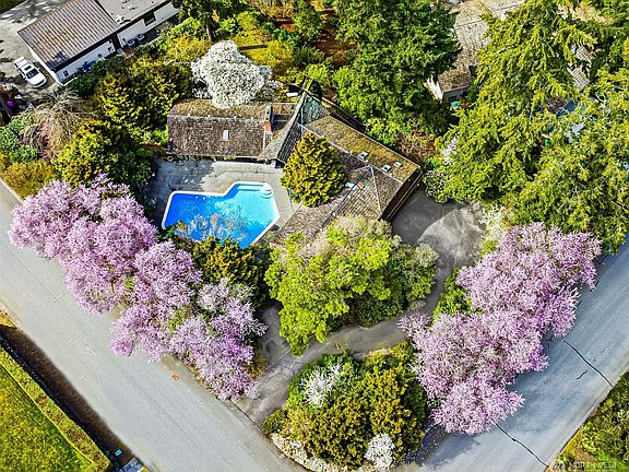 3rd image of 9516 NE 26th Street