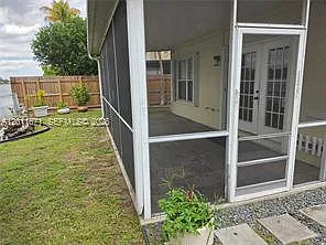 3 bed, 2.0 bath, $3,200 — Photo 4