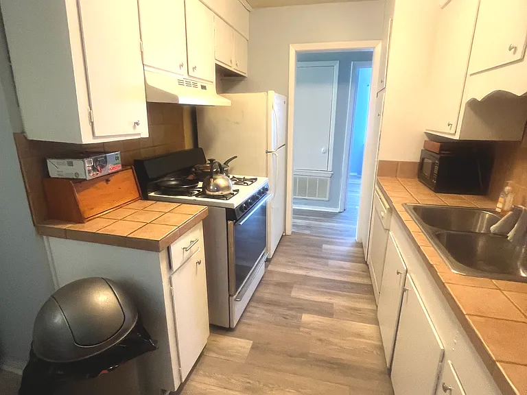 3519 Horton St — Photo 5
