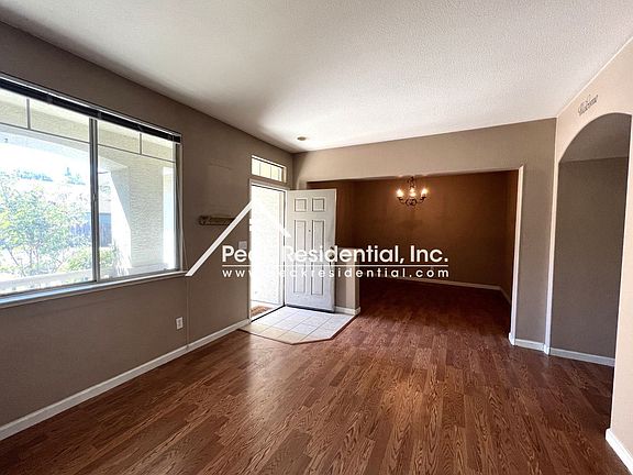 5th image of 8475 Elam Creek Ct