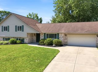 3059 Windmill Dr, Dayton, OH 45432