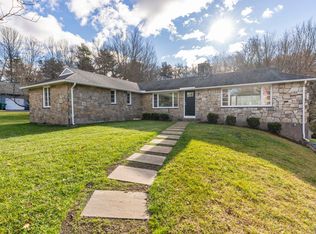 474 Neipsic Rd, Glastonbury, CT 06033