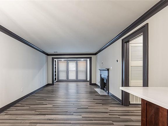 3rd image of 24212 Plantation Dr NE