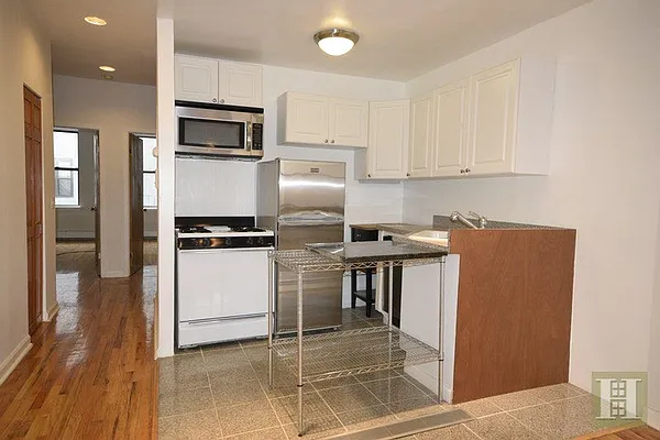 Rented by Halstead Real Estate | media 6