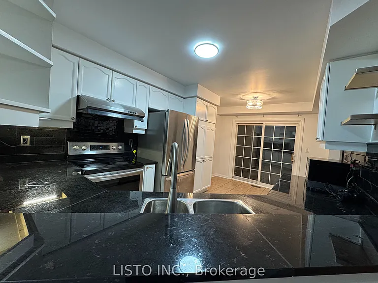 128 Sweetwood Cir — Photo 3
