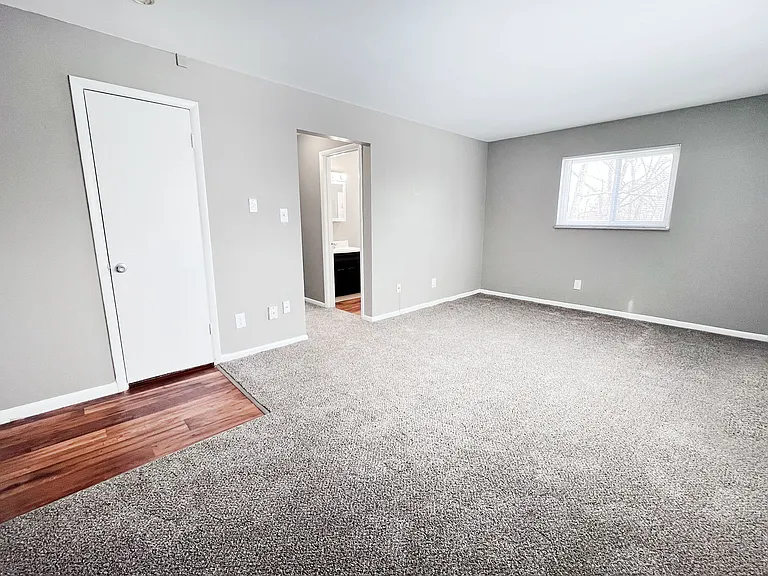 Sharondale Woods Apartments — Photo 89